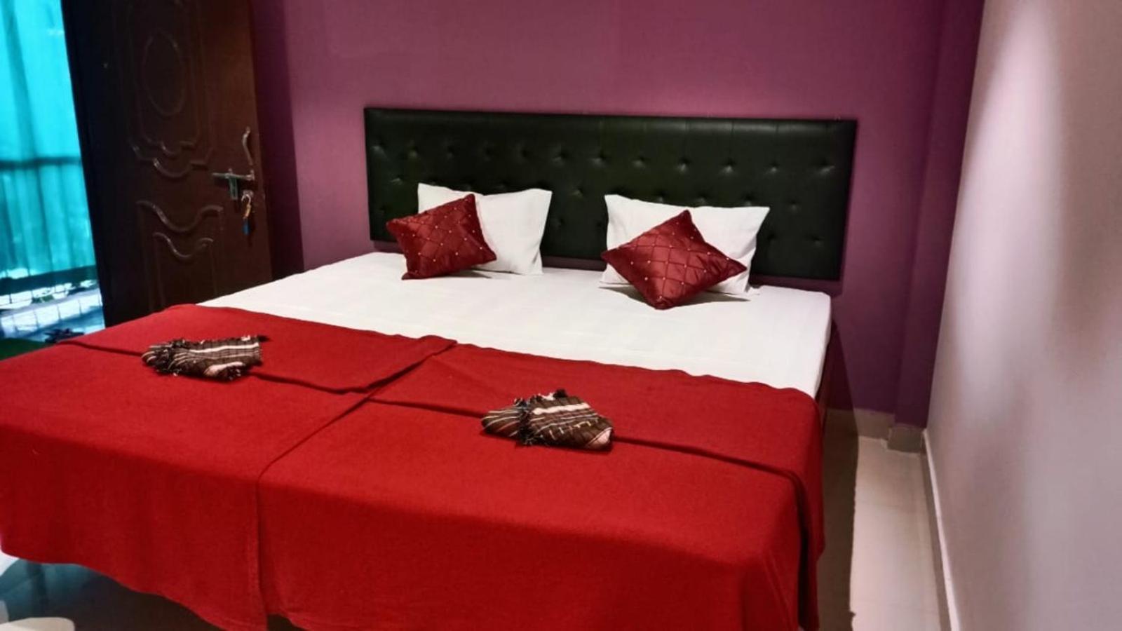 The Leisure Home Stay Shadipur Dış mekan fotoğraf